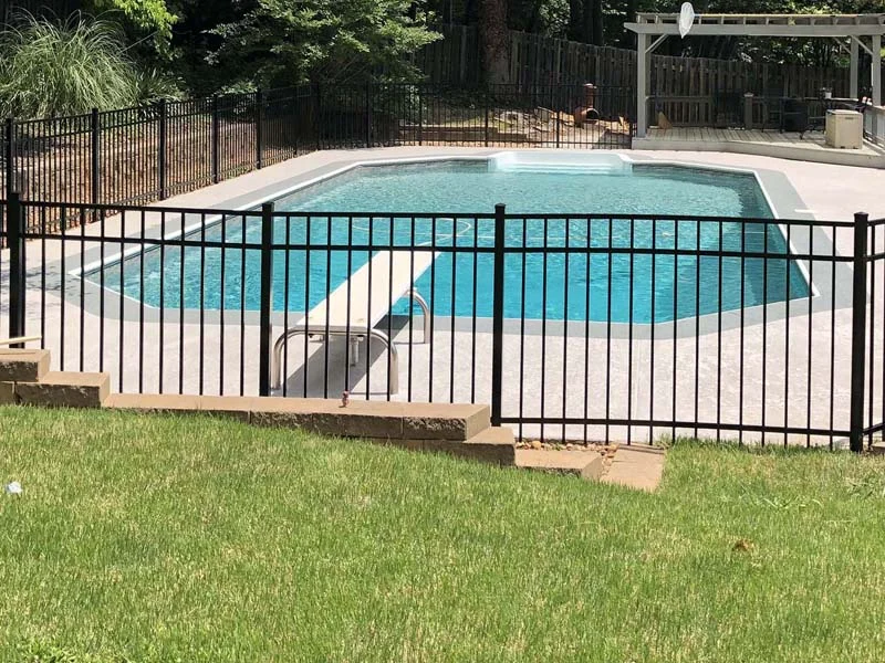 Flat-top pool walk gate fence or gate design reference
